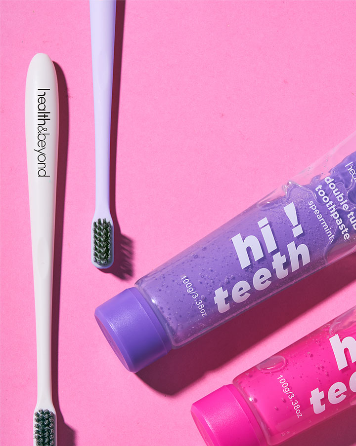 Двойной тюбик зубной пасты двойного действия