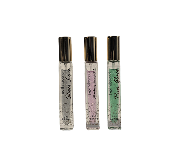 Миниатюрные флаконы духов из серии Victoria's Secret.